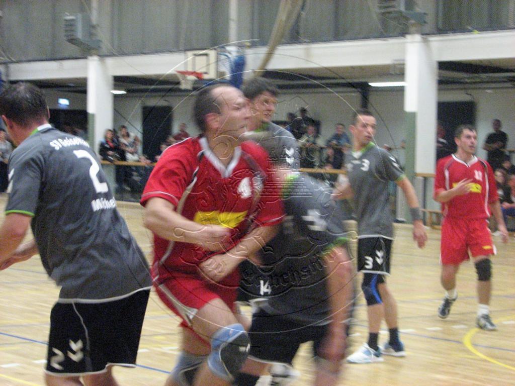 VfB gehen bei Niederlage in Mücheln die Spieler aus; Zweite scheitert in Schraplau