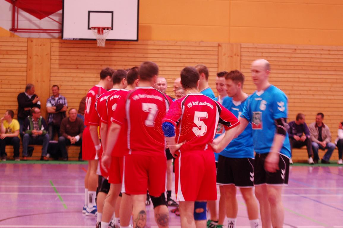 VfB entscheidet hitziges Derby am Ende für sich