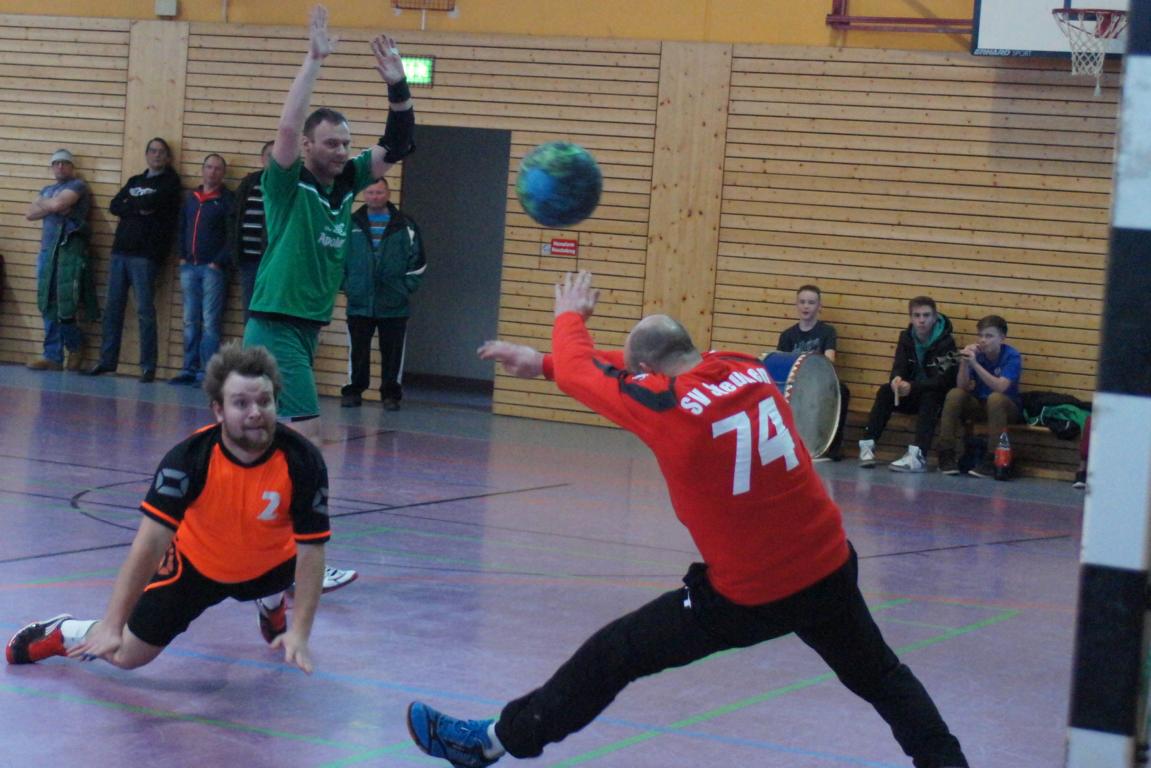 VfB unterliegt im Hallenderby