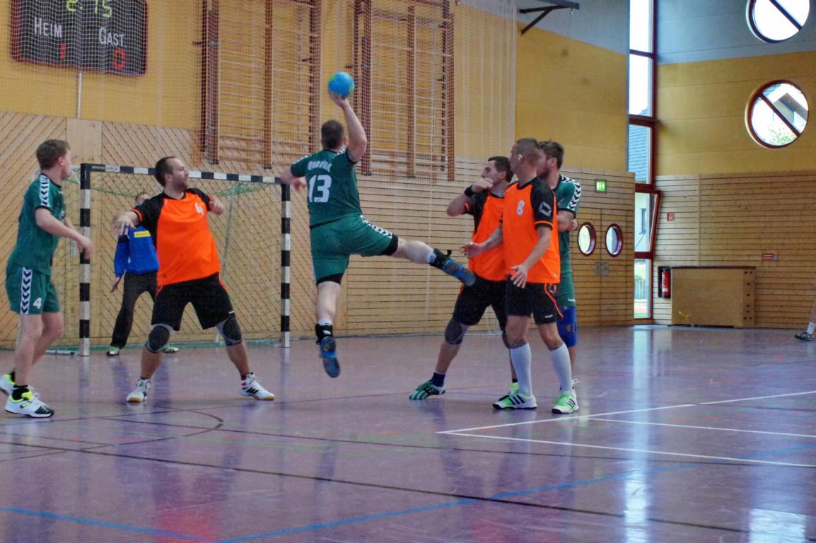 erfolgreicher Saisonauftakt für Lauchstädter Erste